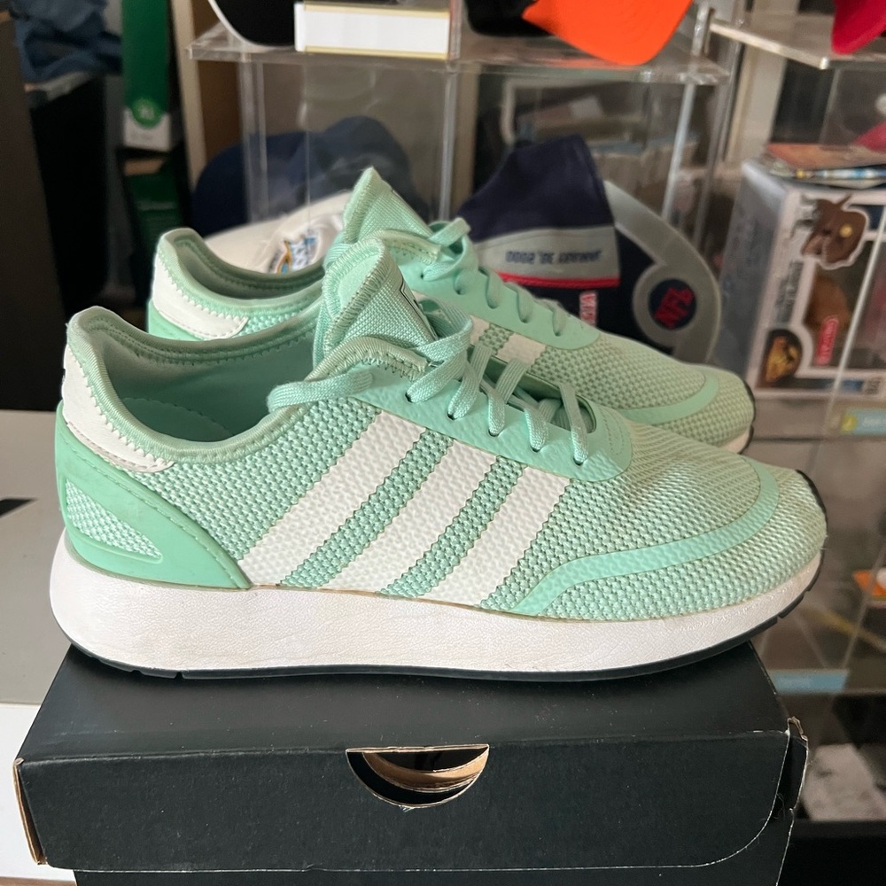 Adidas Women's Mint Green Sneakers size 7